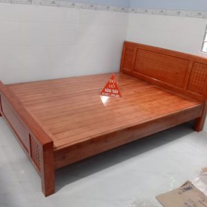 Giường gỗ xoan đào gia lai 1m6