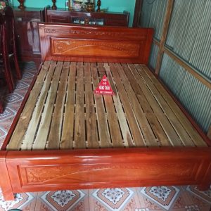 Giường gỗ thao lao 1m6