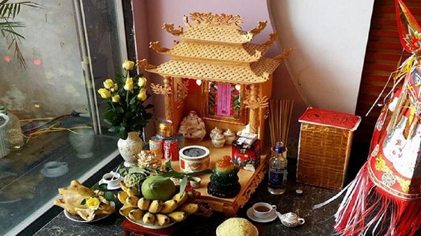 ban-tho Những sai lầm khi đặt bàn thờ Thần Tài ở cửa hàng, công ty khiến việc làm ăn lụi bại